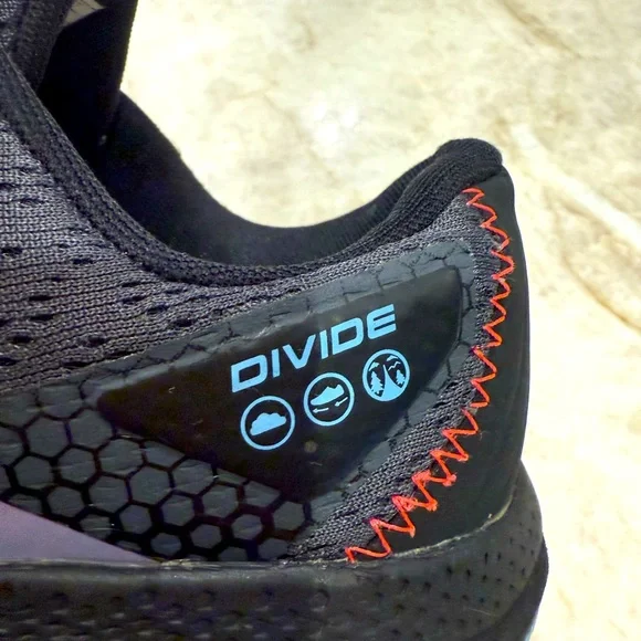 Brooks Women’s Divide 3 trail running shoe - Picture 12 of 12